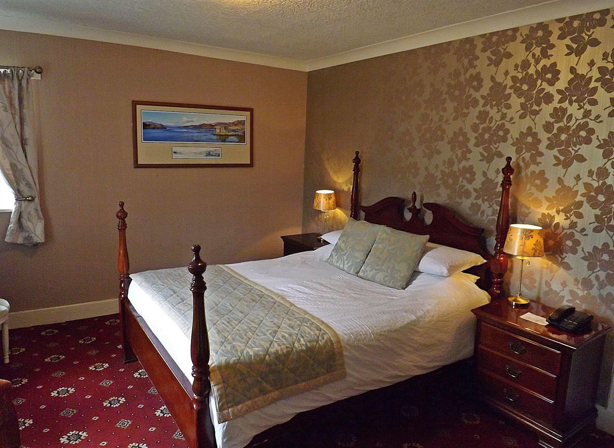Cairndow Stagecoach Inn Exteriér fotografie
